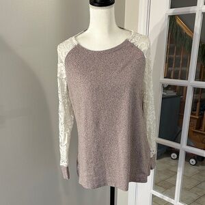Women's Long Sleeve Lace Top - Pink and Cream